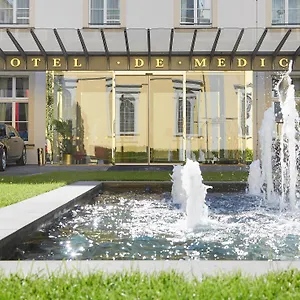 Living De Medici 4*, Düsseldorf Almanya