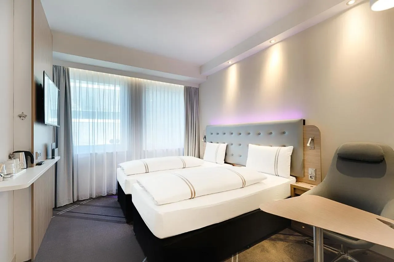 Premier Inn Frankfurt Westend Francfort-sur-le-Main Hotel